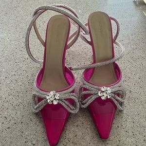 Mach and Mach Pink PV.